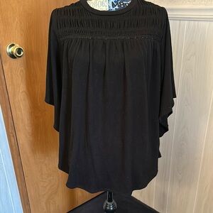 Torrid women’s plus size blouse cut out relaxed flowy sleeve